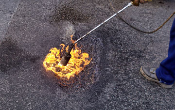 Pont Walby flat roofing repairs